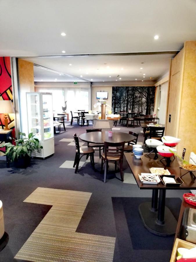 Hotel Bonanite Вилле-Котре Экстерьер фото